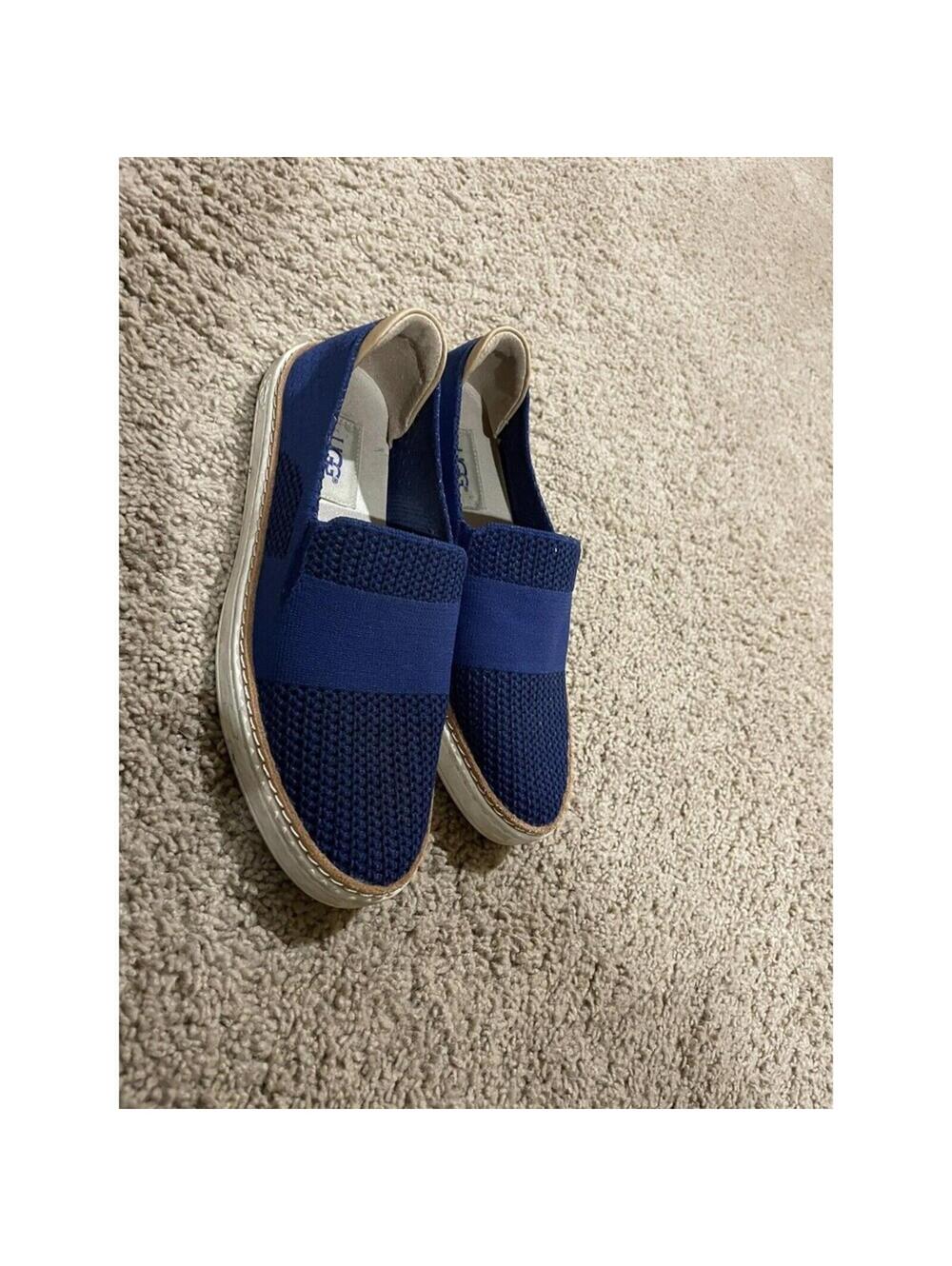WOMEN's UGG Sammy Knit Slip On Shoes Sneakers in Royal BLue Size 6